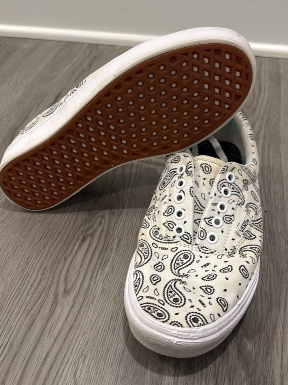 Vans Kids Paisley Canvas Sneakers - White with Black Print